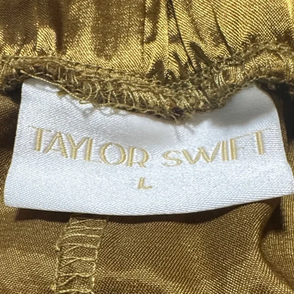 Taylor Swift Fearless Gold pajama Pants with Embroidery - Picture 8 of 13